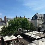 Place Plumereau De *
