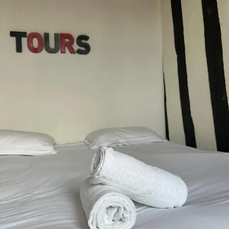 Place Plumereau De アパート