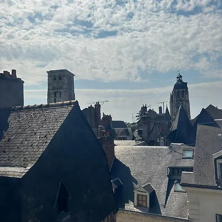 Lägenhet Place Plumereau De