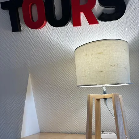 アパート Place Plumereau De トゥール