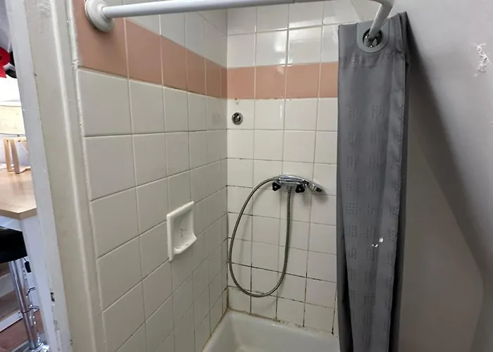 Place Plumereau De Tours