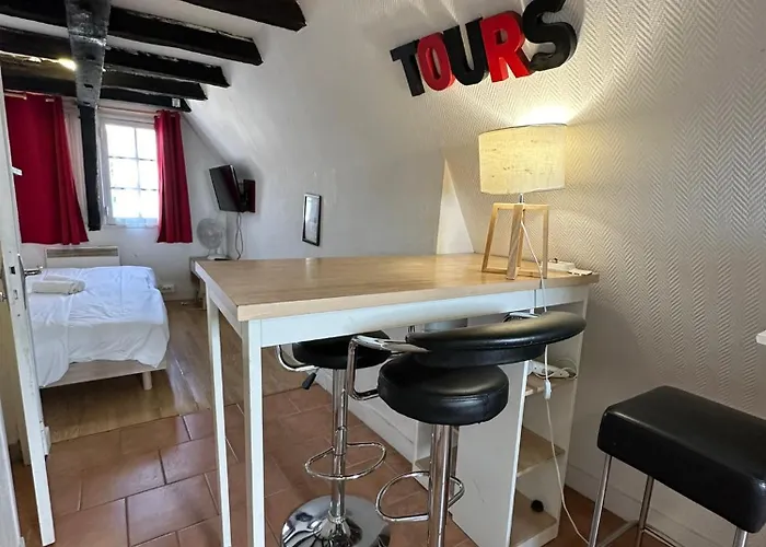 Place Plumereau De Appartamento Tours