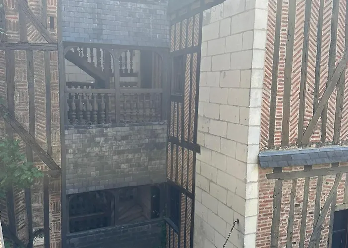 Place Plumereau De Appartamento