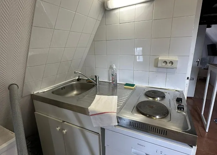 Place Plumereau De *